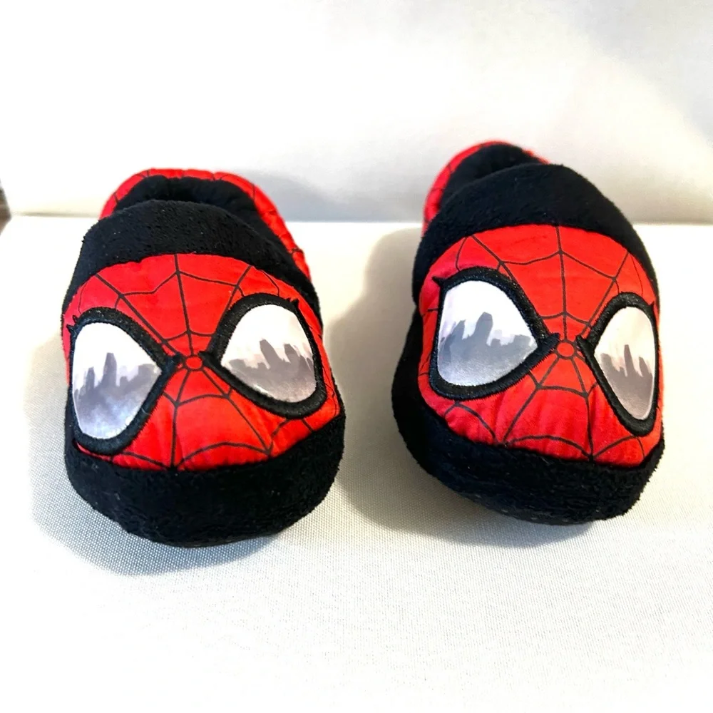 Marvel Spider Man Red Unisex Kids Youth Non Slip Slippers Shoes